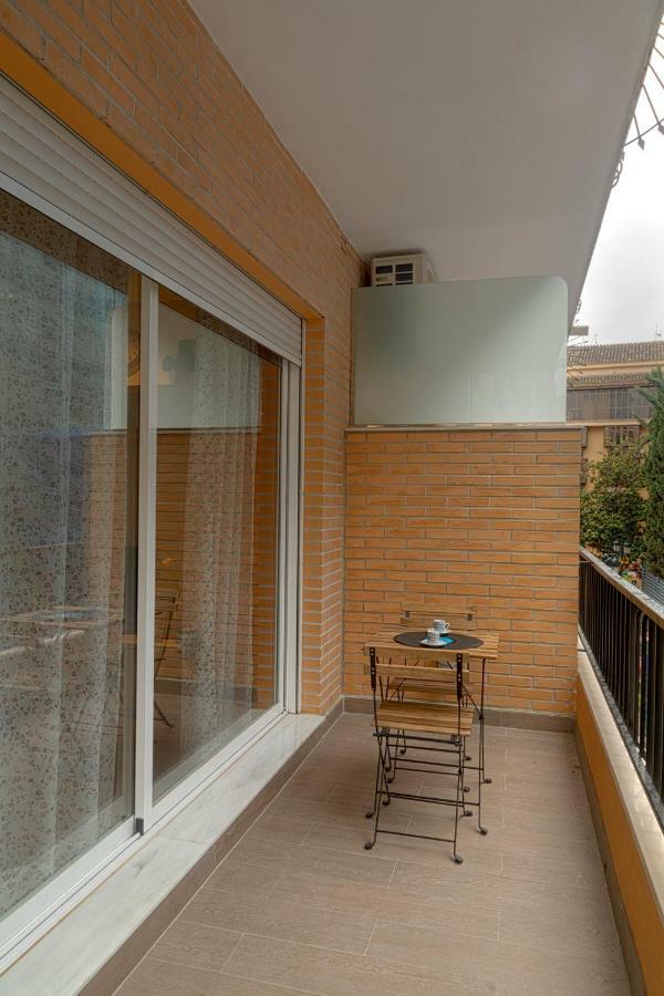 Suncity Teatro Premier Apartment Malaga Exterior photo