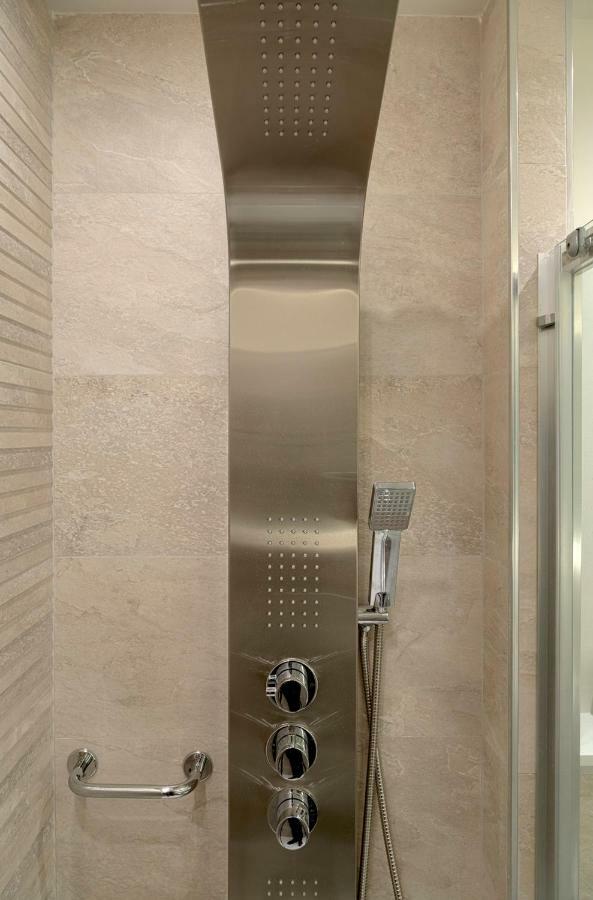 Suncity Teatro Premier Apartment Malaga Exterior photo
